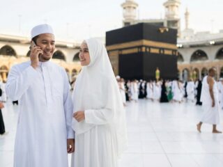 Ibadah Lebih Tenang, Koneksi Lebih Baik: Indosat dan BERSATHU Temani Jamaah Haji dan Umrah di Tanah Suci