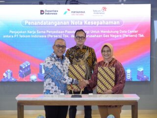 Didukung oleh kemitraan strategis dengan Sembcorp untuk pengembangan AI-ready green data center dan penguatan daya saing regional