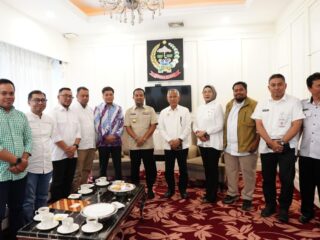 Gubernur Sulsel Gelar Welcome Dinner Mewah di Rujab untuk Alumni UNHAS  