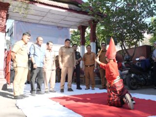 Wali Kota Appi Beri Teladan GAMAS, Antar Anak di Hari Pertama Sekolah dan Pantau MPLS di SD-SMP