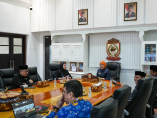 Wakil Wali Kota Makassar Sampaikan Jawaban Wali Kota atas Pandangan Umum Fraksi DPRD Secara Daring