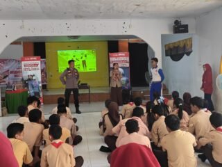 Asmo Sulsel dan Polsek Somba Opu Edukasi  Cari Aman untuk Pelajar SMA Hasanuddin Gowa