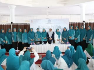 TP PKK Makassar Gelar Kajian Islam, Perkuat Peran Muslimah Bentuk Keluarga Tangguh