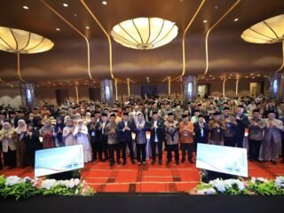 OJK Optimistis Industri Keuangan Syariah Tumbuh, Dorong Penguatan Peran Dewan Pengawas Syariah